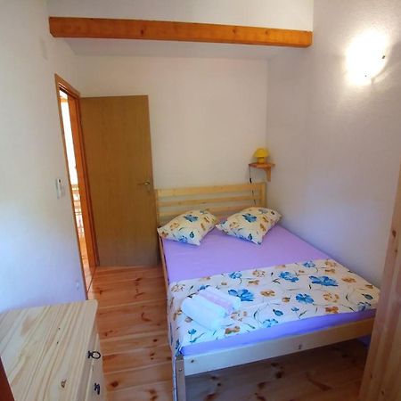 Apartamento Adio Mare Pomena Exterior foto